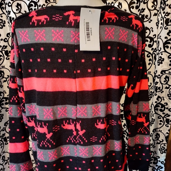 HoneyMe Sweater - Picture 2 of 3